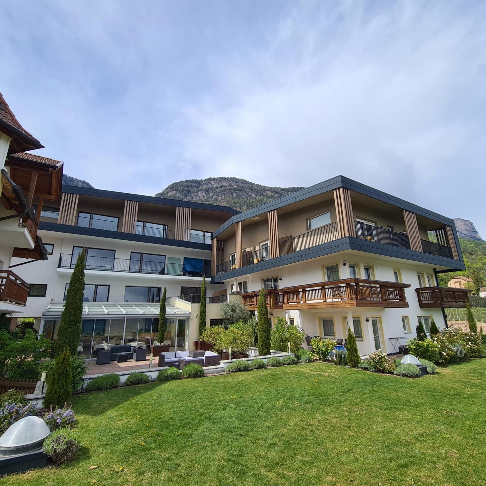 أبيانو سولاّ ستراذا Das Matscher Residence & Garden Hotel المظهر الخارجي الصورة